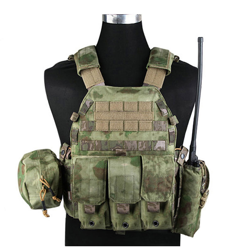 Emerson - LBT6094A style Plate Carrier w 3 pouches - A-tacs FG Emerson - LBT6094A style Plate Carrier w 3 pouches - A-tacs FG