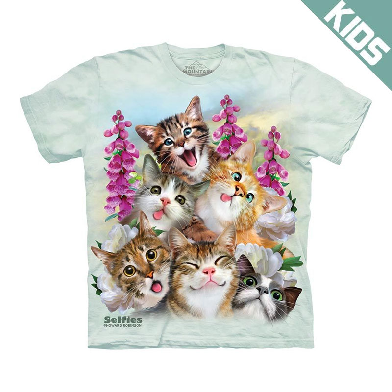 The Mountain - Kittens Selfie Kids T-Shirt