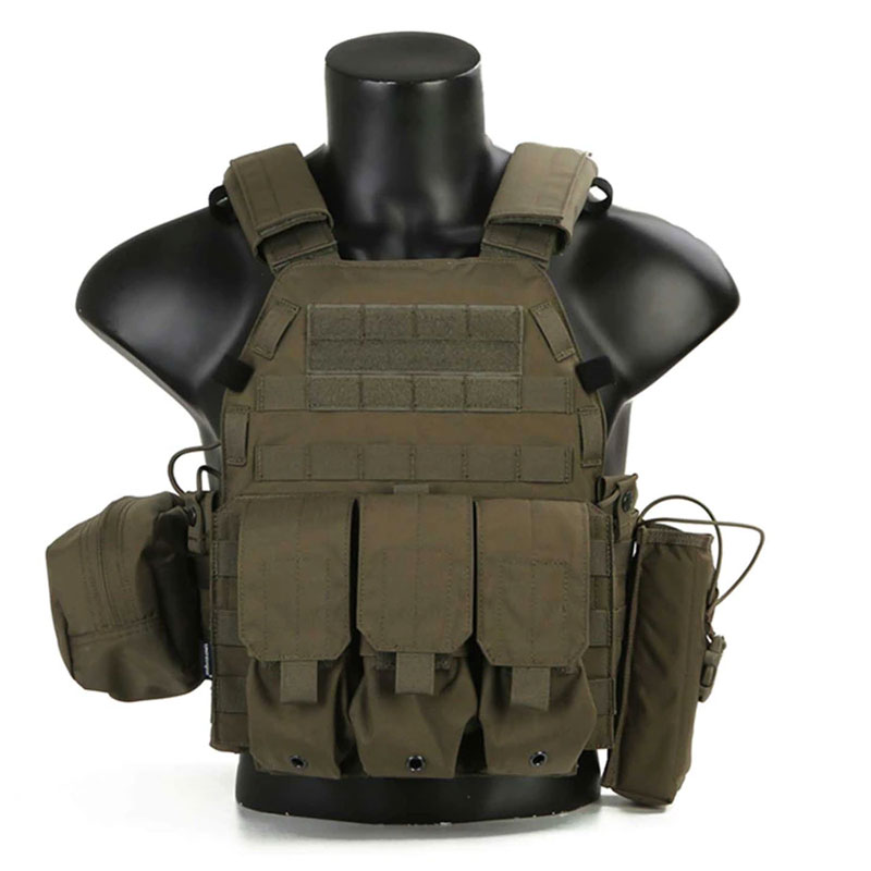 Emerson - LBT6094A style Plate Carrier w 3 pouches - Ranger Green Emerson - LBT6094A style Plate Carrier w 3 pouches - Ranger Green